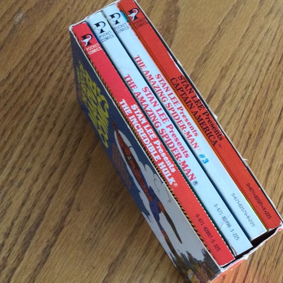 The. Best of Marvel Comics by Stan Lee vintage 1970’s  set of 4 with case - Picture 2 of 8